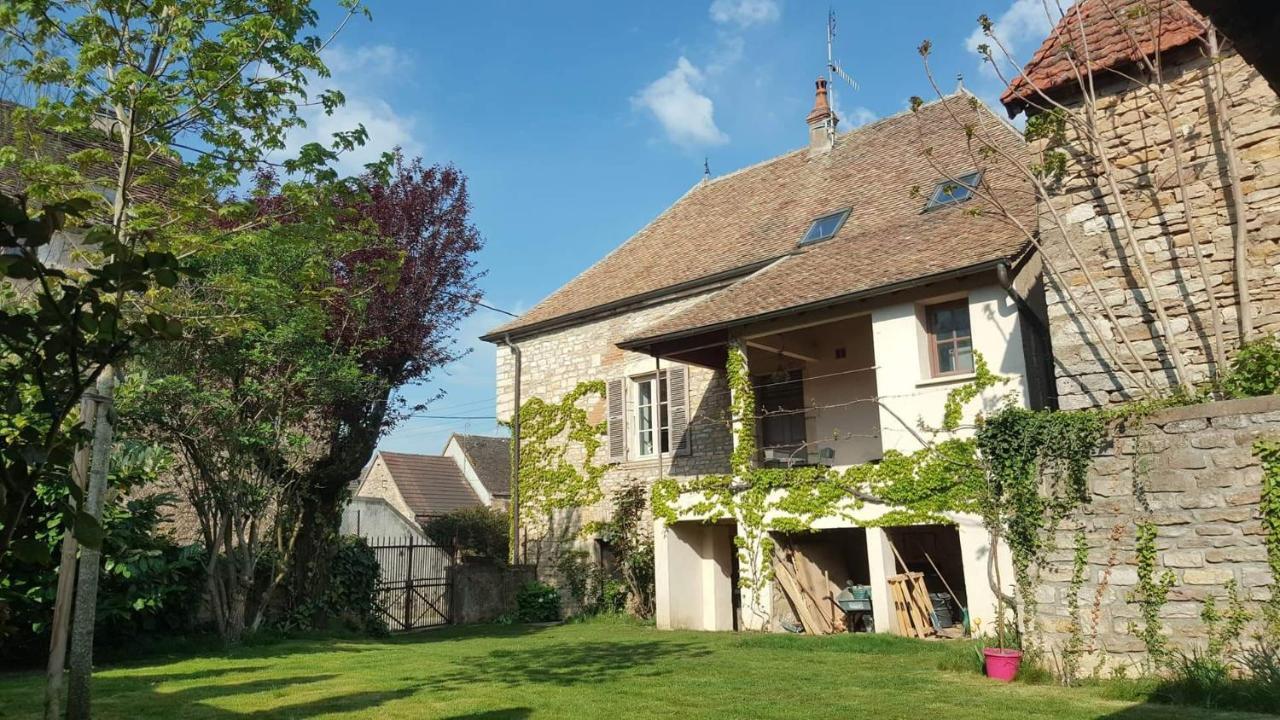 Gite Le Lavoir - Laives Exterior foto
